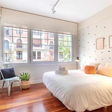 Gran Apartamento Con Estilo En El Centro De Bilbao Eksteriør bilde