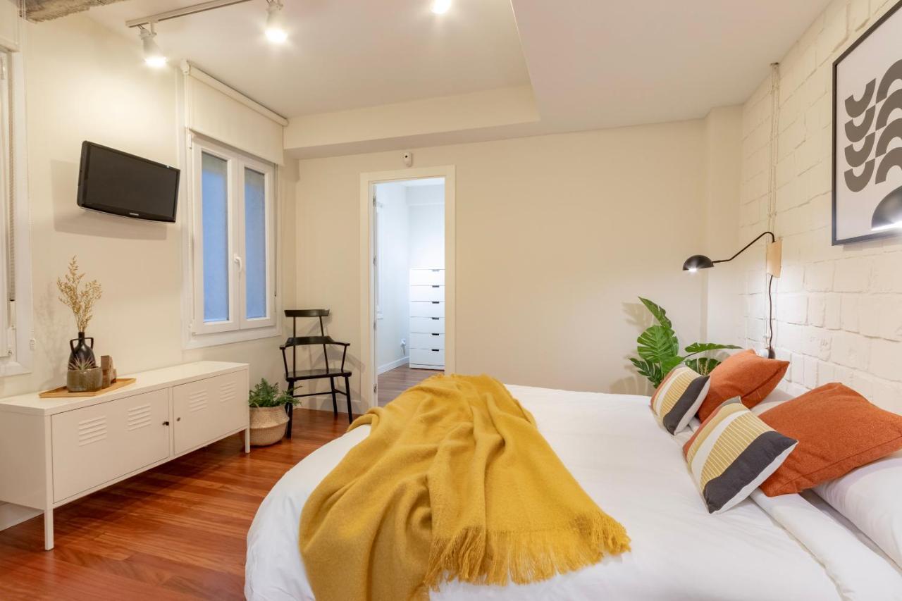 Gran Apartamento Con Estilo En El Centro De Bilbao Eksteriør bilde