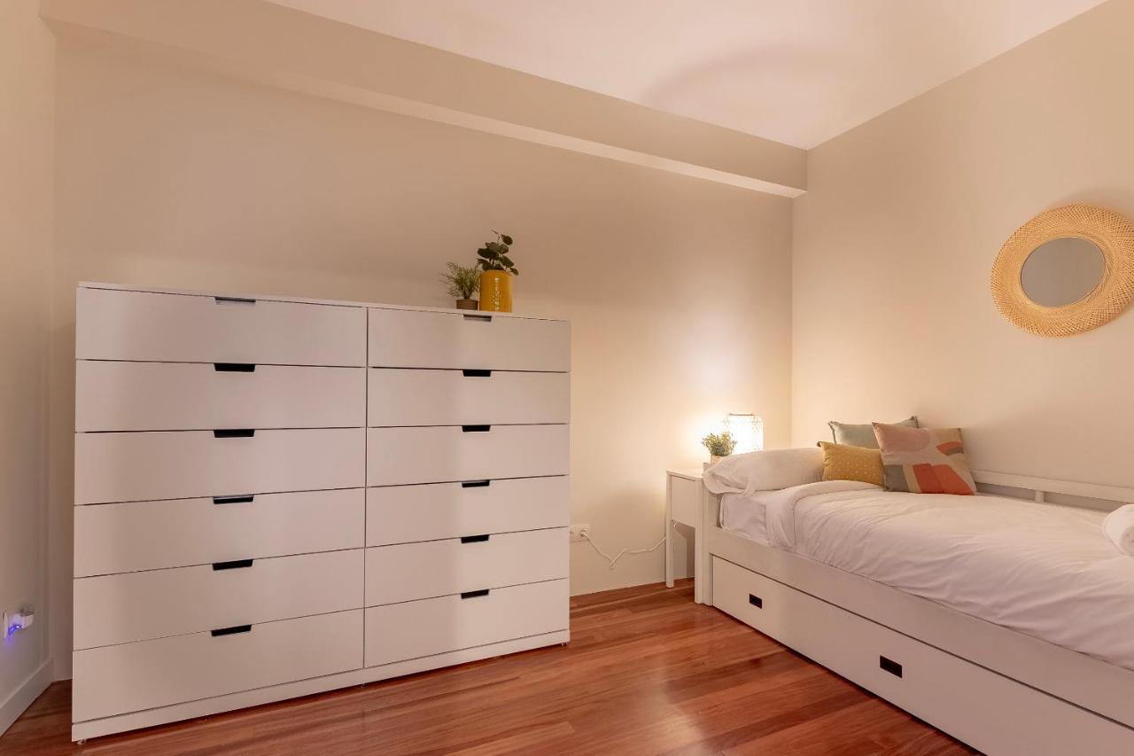 Gran Apartamento Con Estilo En El Centro De Bilbao Eksteriør bilde