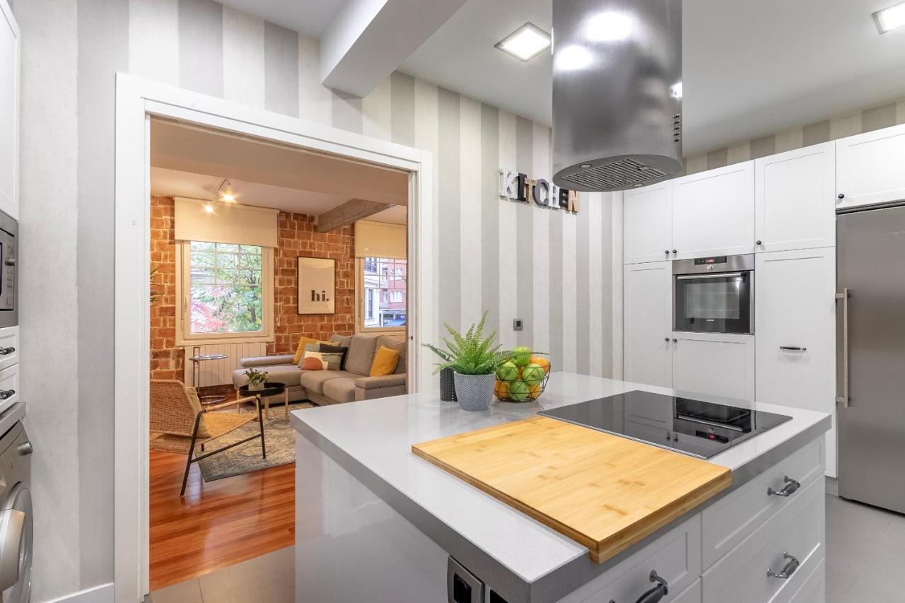 Gran Apartamento Con Estilo En El Centro De Bilbao Eksteriør bilde