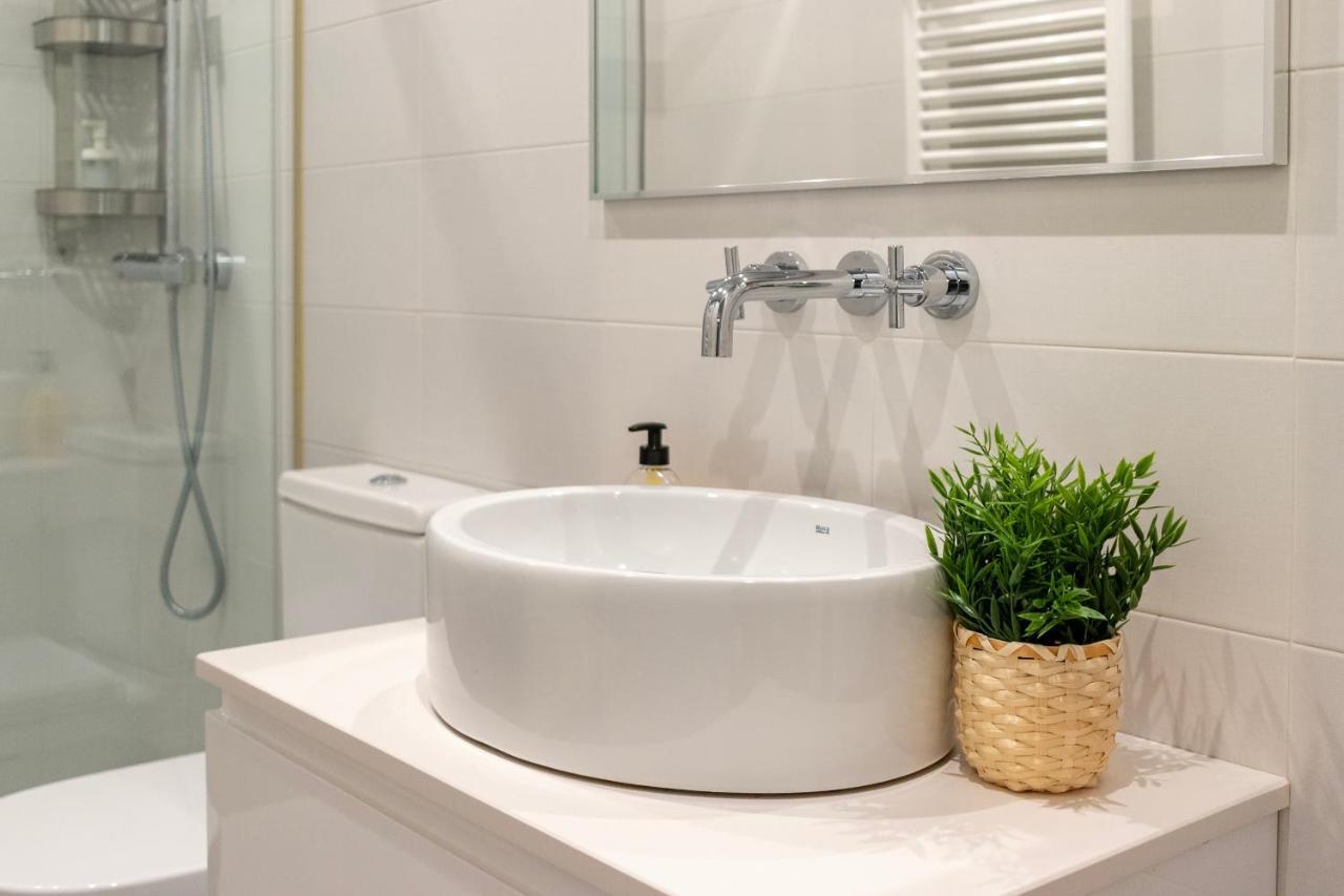 Gran Apartamento Con Estilo En El Centro De Bilbao Eksteriør bilde